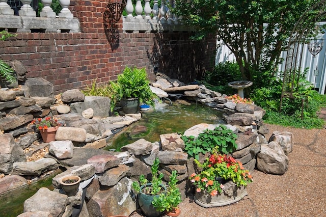 2208 Chadwick Ct, Mount Juliet, TN 37122 - view of yard featuring a small pond