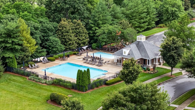 368 Pennystone Cir, Franklin, TN 37067 - aerial view of a pool area