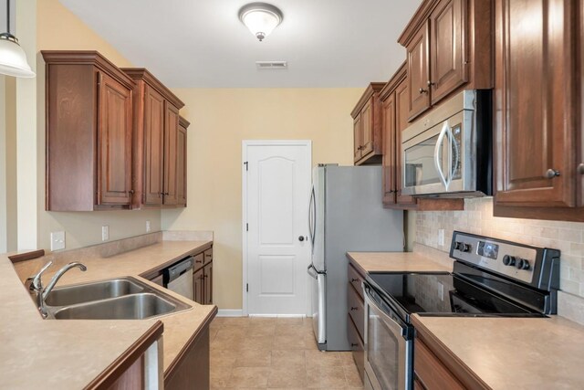 605 Indian Ridge Cir, White House, TN 37188 - photo 10