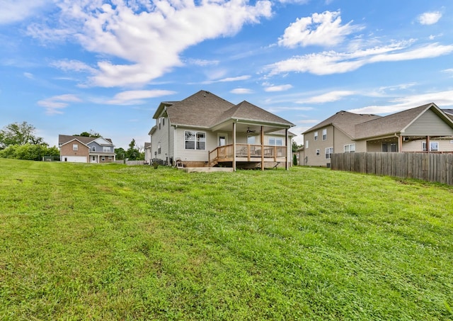 541 Macy Lynn Dr, Clarksville, TN 37042 - rear view of property with a ceiling fan and roof with shingles