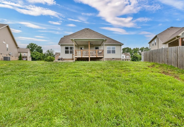 541 Macy Lynn Dr, Clarksville, TN 37042 - rear view of house featuring a wooden deck and roof with shingles