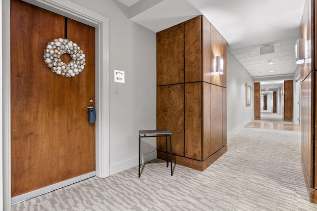 4 Cherokee Blvd Unit 409, Chattanooga, TN 37405 - foyer featuring light colored carpet and baseboards