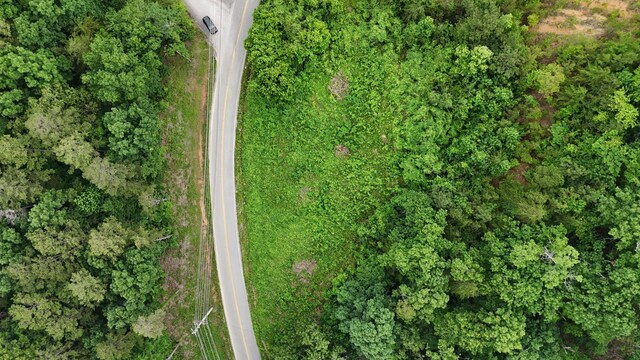 1814 Dallas Lake Rd, Soddy Daisy, TN 37379 - photo 4