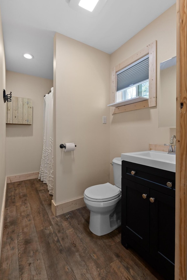 1080 Harp Switch Rd, Chickamauga, GA 30707 - bathroom featuring wood finished floors, vanity, recessed lighting, and curtained shower