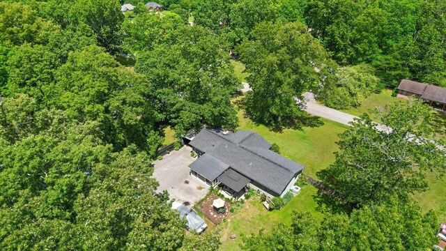 419 Trotters Cir, Estill Springs, TN 37330 - photo 29