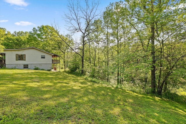 553 Back Valley Rd, Trenton, GA 30752 - view of grassy yard featuring a deck