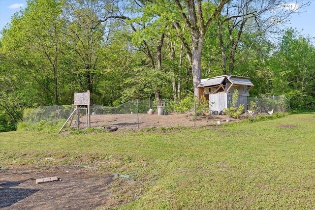 553 Back Valley Rd, Trenton, GA 30752 - view of yard with an outbuilding