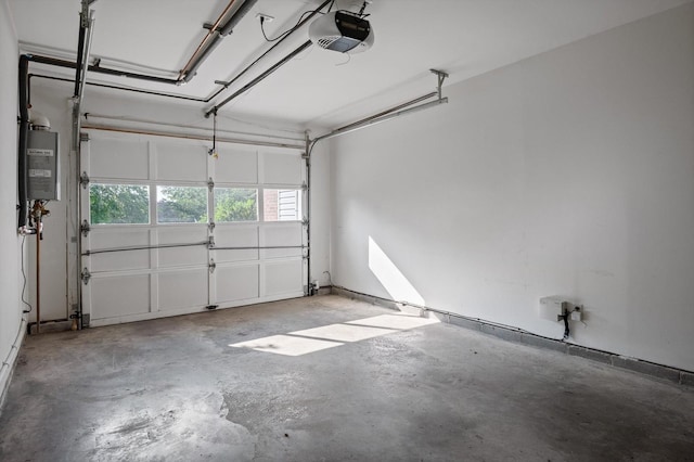 6585 Hickory Trace Cir, Chattanooga, TN 37421 - garage featuring a garage door opener