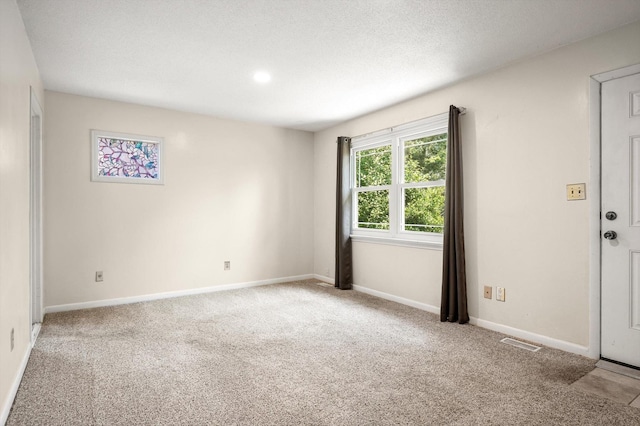 6557 Esquire Dr, Hixson, TN 37343 - empty room with carpet flooring and baseboards