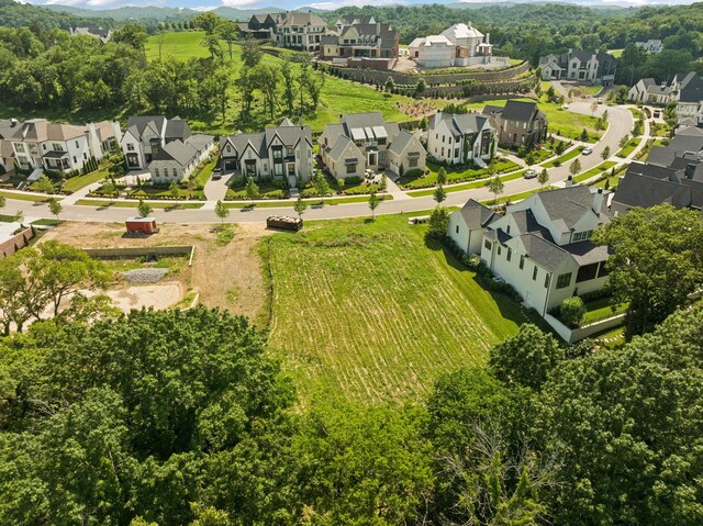 9040 Passiflora Ct, College Grove, TN 37046