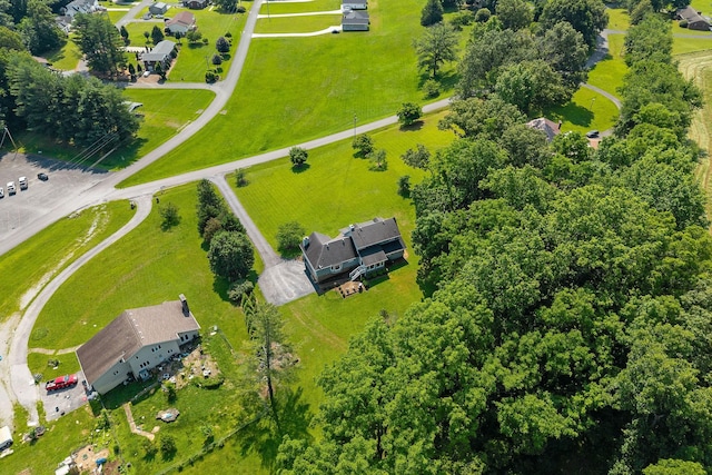 40 Lakeview Trl, Mcminnville, TN 37110 - drone / aerial view