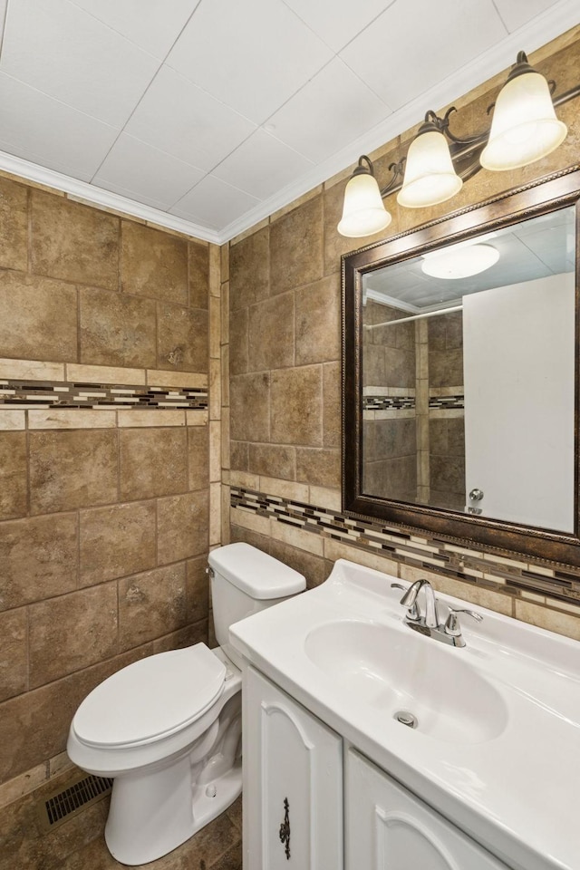 631 W Maple St, Morrison, TN 37357 - bathroom with tile walls and vanity