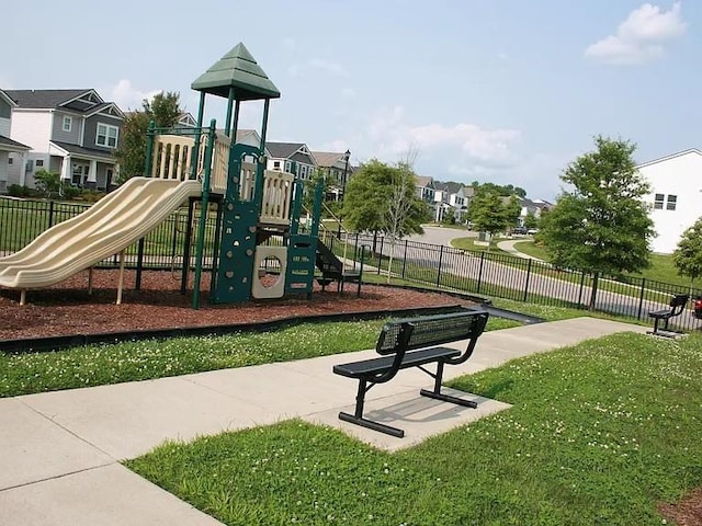 858 Longleaf Ln, Columbia, TN 38401 - community play area with a residential view