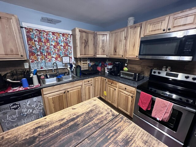 318 Old Parker Rd, Altamont, TN 37301 - photo 20