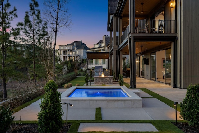 7346 Harlow Dr, College Grove, TN 37046 - view of swimming pool with a patio, ceiling fan, a pool, a jacuzzi, and area for grilling