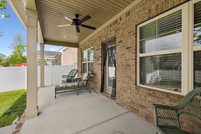 260 Thorpe Dr, Spring Hill, TN 37174 - covered porch featuring a ceiling fan