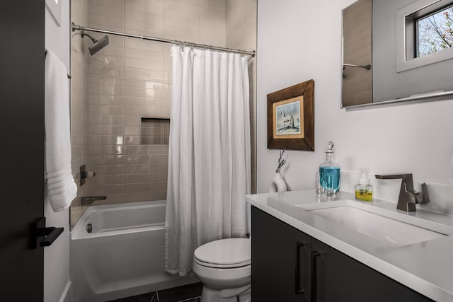 108 46th Ave N, Nashville, TN 37209 - full bathroom with vanity and shower / bath combo with shower curtain