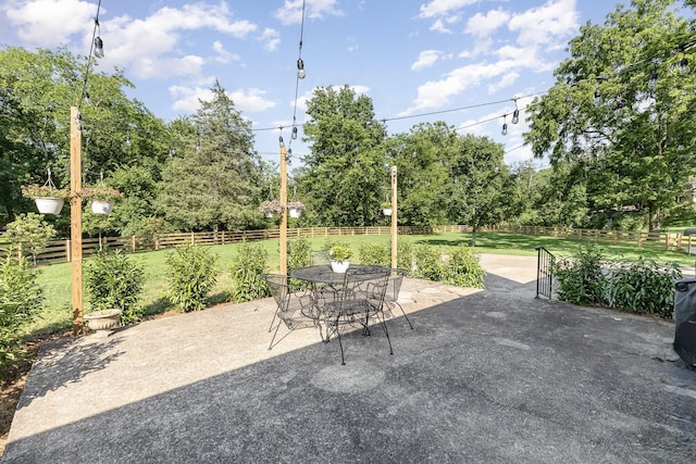 1028 Ridgecrest Dr, Franklin, TN 37069 - view of patio / terrace with outdoor dining area and view of scattered trees