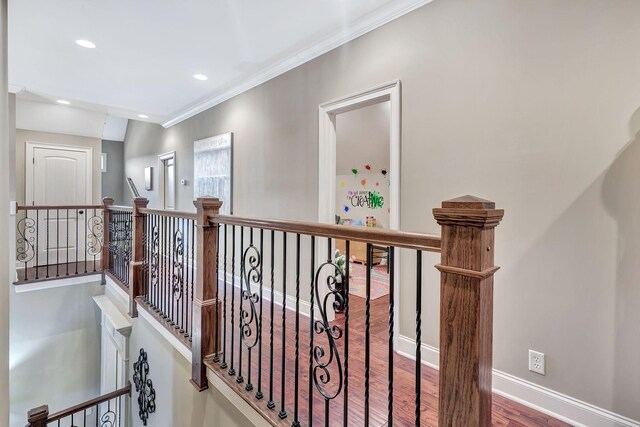 2811 Craythorne Dr, Murfreesboro, TN 37129 - corridor with crown molding, wood finished floors, an upstairs landing, and recessed lighting