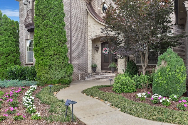 2811 Craythorne Dr, Murfreesboro, TN 37129 - view of exterior entry featuring brick siding