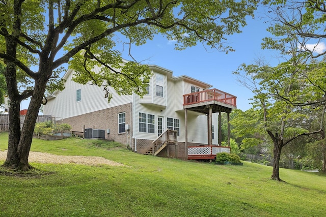 7607 Birdsong Ct, Fairview, TN 37062 - back of property with a wooden deck and brick siding