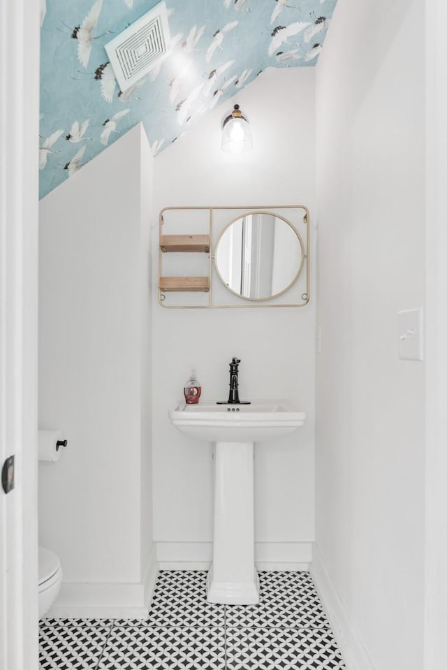 4486 Beards Chapel Rd, Springfield, TN 37172 - bathroom featuring tile patterned floors and toilet