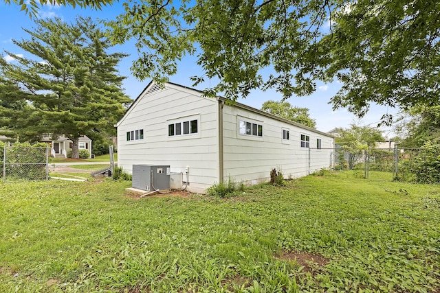 610 Maple Ln, Chattanooga, TN 37411 - view of property exterior featuring a central AC unit