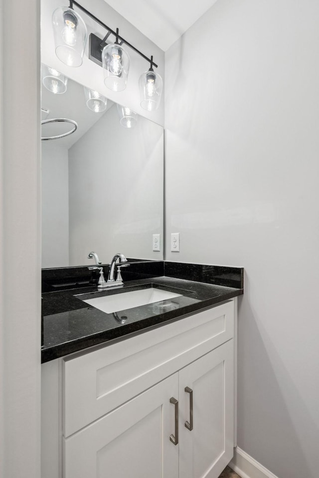 578 Oak Glen Dr, Smithville, TN 37166 - bathroom featuring vanity and baseboards