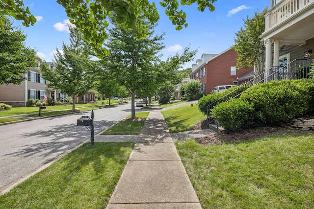 311 Wandering Cir, Franklin, TN 37067 - surrounding community featuring a lawn and a residential view