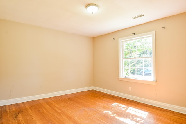 1204 Rolling Fields Dr, Columbia, TN 38401 - spare room featuring light wood-type flooring