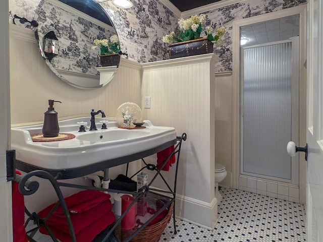 4929 Snow Creek Rd, Santa Fe, TN 38482 - bathroom with a wainscoted wall, a shower stall, ornamental molding, and wallpapered walls