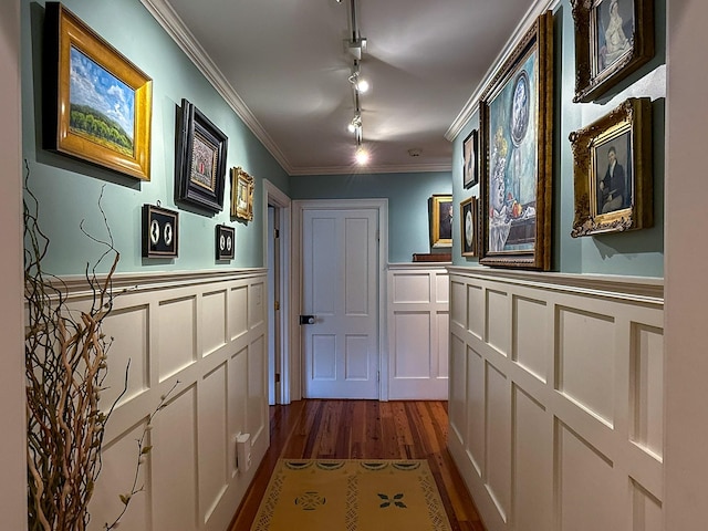4929 Snow Creek Rd, Santa Fe, TN 38482 - corridor featuring a decorative wall, dark wood-style floors, crown molding, wainscoting, and rail lighting