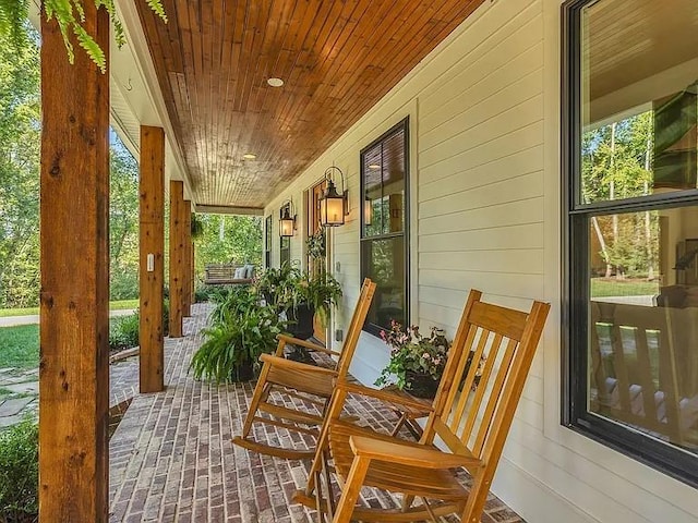 2001 Trilogy Ln, Mount Pleasant, TN 38474 - view of porch