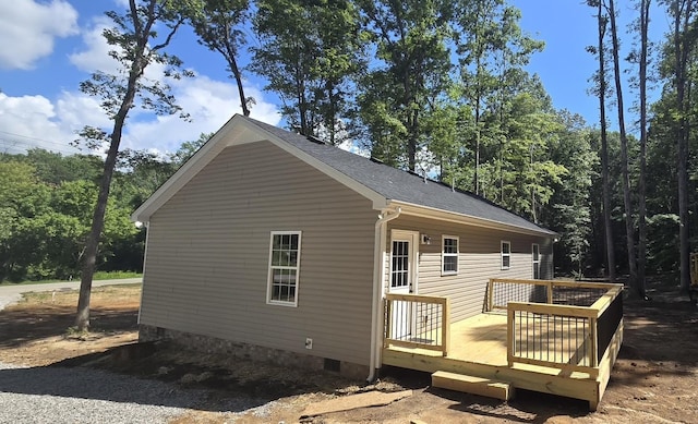1323 Higginbotham Rd, Mcminnville, TN 37110 - back of house featuring crawl space, a deck, and a shingled roof