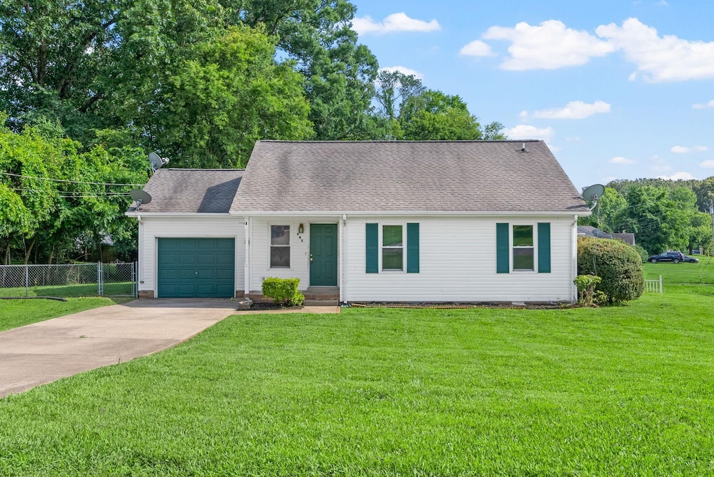 942 Princeton Dr, Clarksville, TN 37042 - photo 1