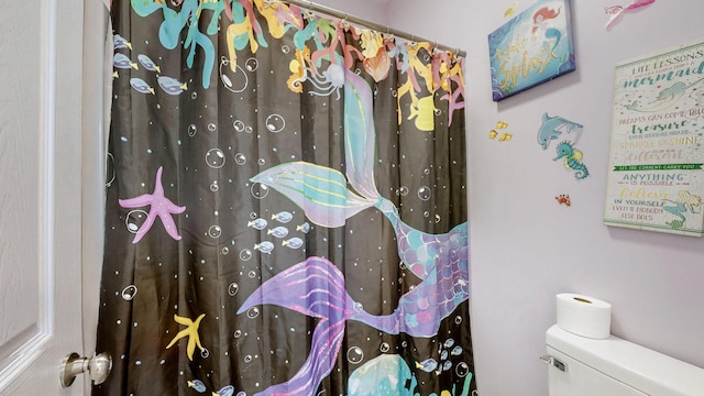 3310 Rocky Branch Rd, Watertown, TN 37184 - bathroom view of toilet and curtained shower