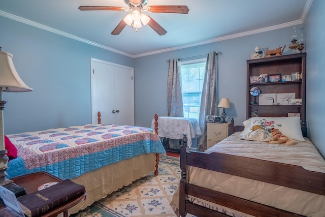 502 Budd St, Saint Joseph, TN 38481 - bedroom with crown molding, a ceiling fan, and light wood-style floors