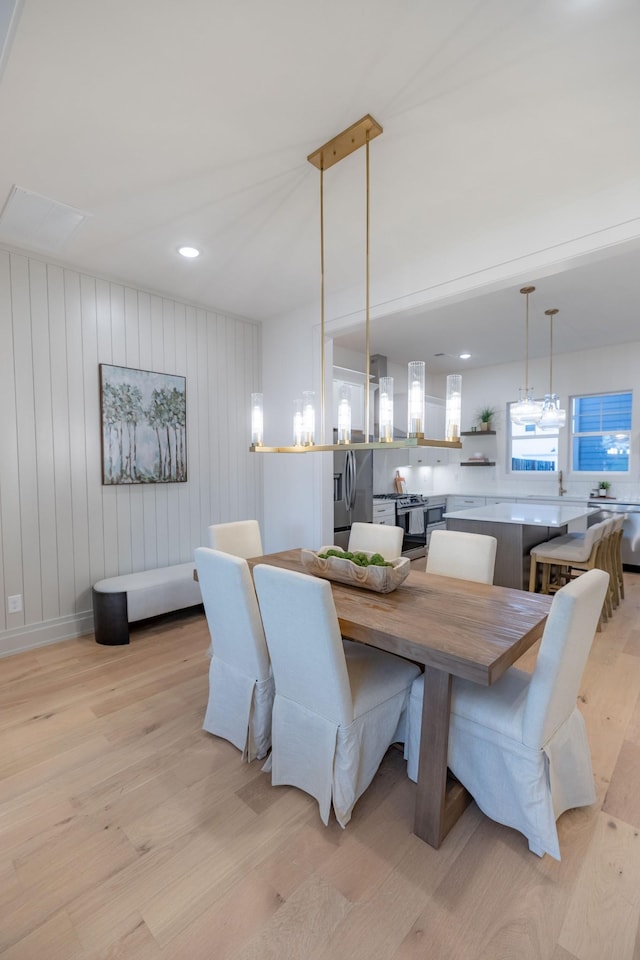 4076 Penfield Dr Unit A, Franklin, TN 37069 - dining area with light wood-style flooring and recessed lighting