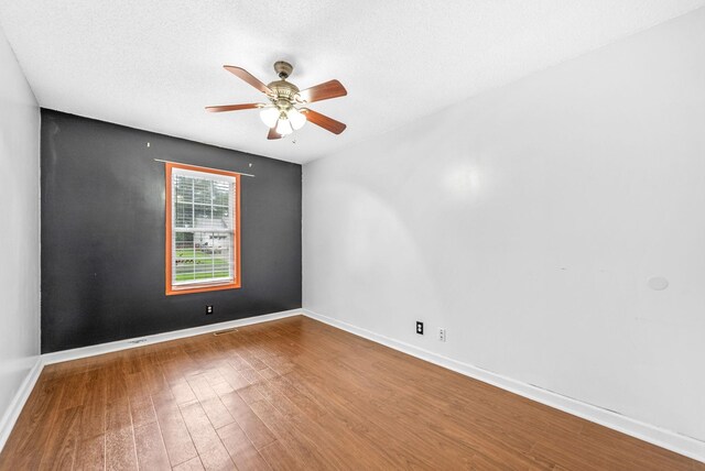 3452 Sandpiper Dr, Clarksville, TN 37042 - photo 16