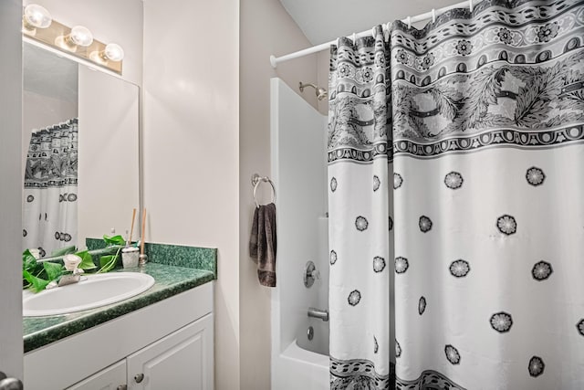 2106 Debbie Ln, La Vergne, TN 37086 - full bathroom with vanity and shower / bath combo