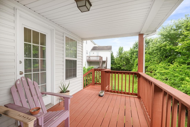 2106 Debbie Ln, La Vergne, TN 37086 - view of wooden deck