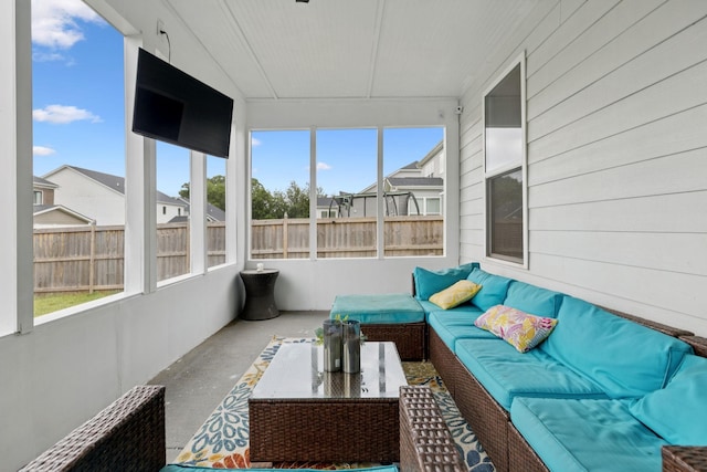 809 Old Blue Ln, Murfreesboro, TN 37130 - sunroom with an outdoor living space and a residential view