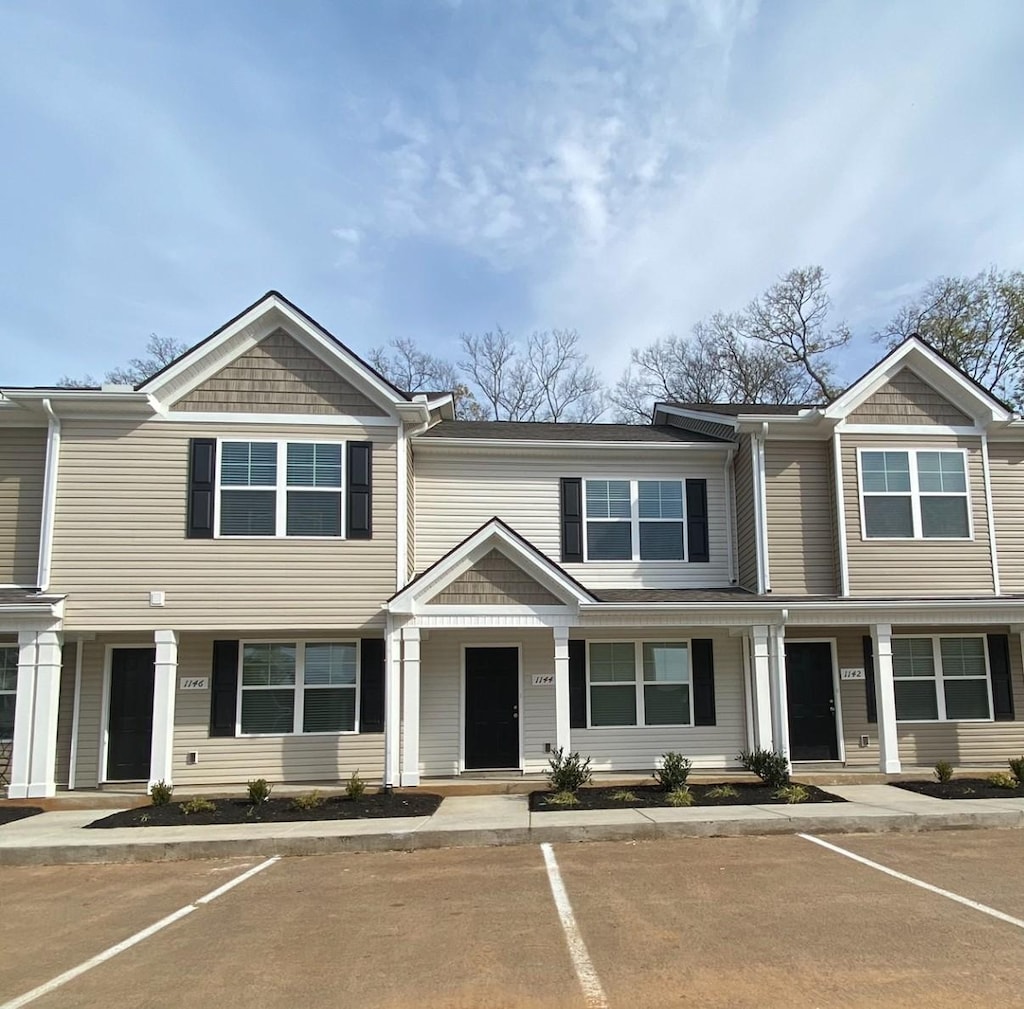 1144 Tradition Trl Unit 52, Murfreesboro, TN 37130 - townhome / multi-family property with uncovered parking