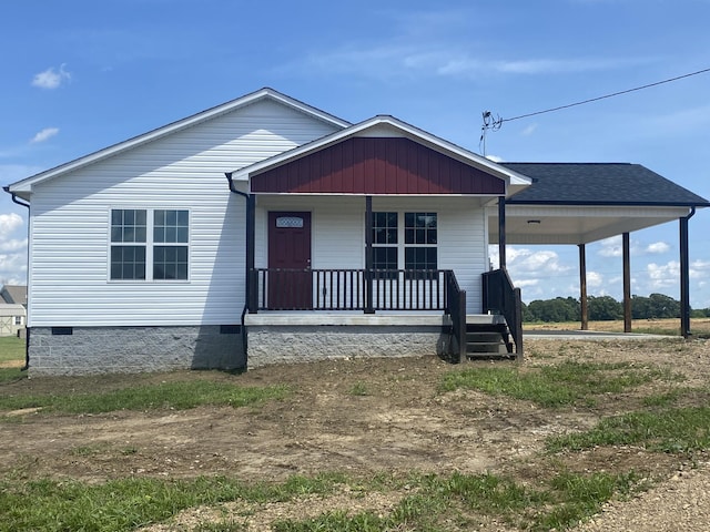 369 Brace Loop, Summertown, TN 38483 - view of front of house featuring a porch and crawl space