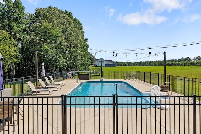 268 Planters Cir, Leoma, TN 38468 - view of swimming pool featuring a patio area and a diving board