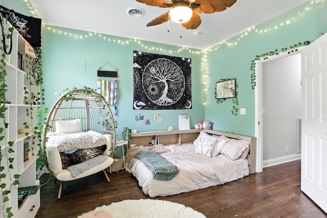 1069 Pleasant Valley Rd, Greenbrier, TN 37073 - bedroom featuring wood finished floors and ceiling fan