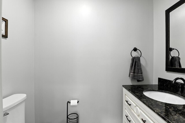 1069 Pleasant Valley Rd, Greenbrier, TN 37073 - half bath featuring toilet and vanity