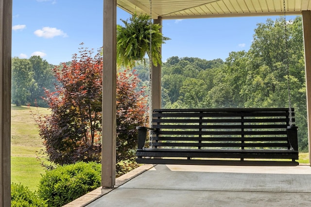 4255 Mcfall Rd, Cumberland City, TN 37050 - view of patio / terrace