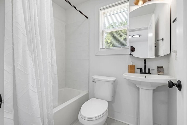 5171 Whites Creek Pike, Whites Creek, TN 37189 - bathroom featuring shower / bathtub combination with curtain and toilet