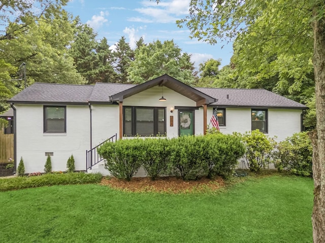 204 Eldon Ct, Nashville, TN 37214 - single story home featuring a front yard, brick siding, and a shingled roof